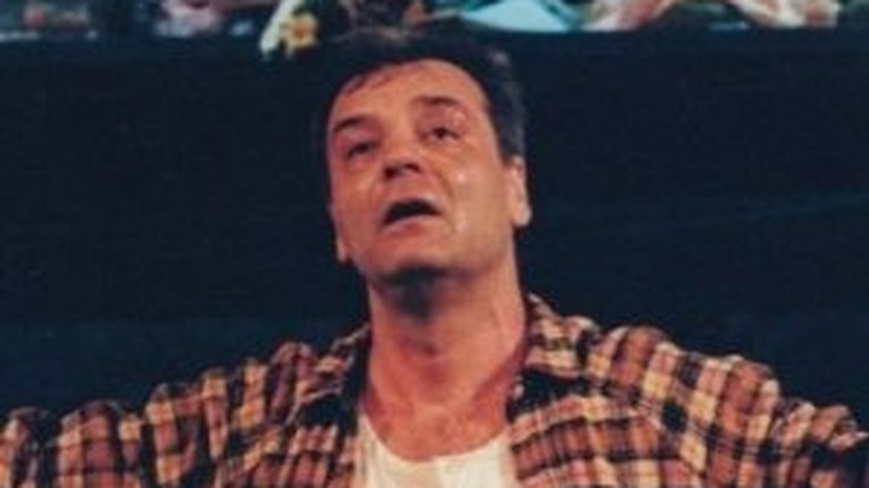 Image default